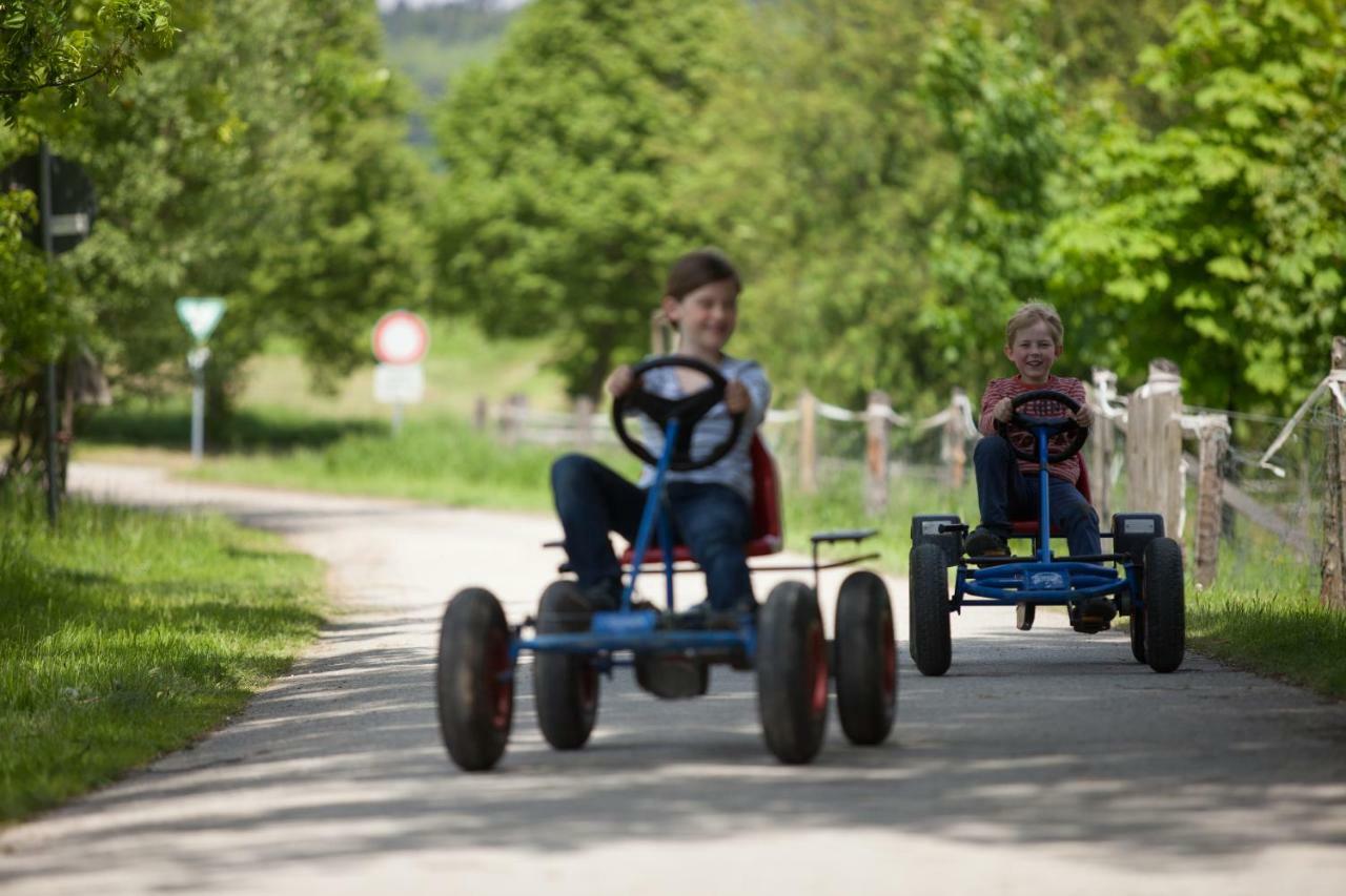 Ferienwohnungen Beim Kerabauer Schnelldorf Extérieur photo